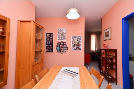 Apartamento à venda com 80m², 3 quartos e 1 vaga Apartamento à venda com 80m², 3 quartos e 1 vagaSala de Jantar