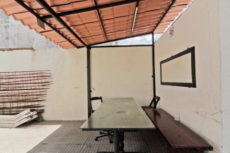 Apartamento para alugar com 42m², 2 quartos e 1 vagaÁrea comum