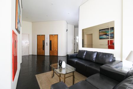 Apartamento à venda com 45m², 1 quarto e sem vaga Apartamento à venda com 45m², 1 quarto e sem vagaHall