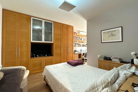 Apartamento à venda com 137m², 3 quartos e 1 vagaQuarto