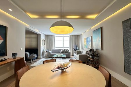 Apartamento à venda com 137m², 3 quartos e 1 vagaSala