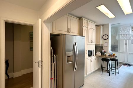 Apartamento à venda com 137m², 3 quartos e 1 vagaCozinha