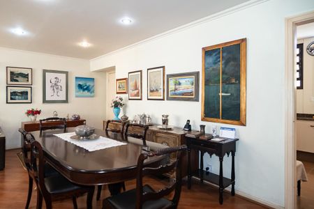 Apartamento à venda com 140m², 3 quartos e 1 vaga