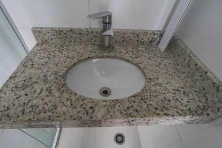 Apartamento para alugar com 62m², 3 quartos e 1 vagaBanheiro social 