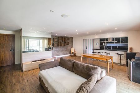 Sala  de apartamento para alugar com 4 quartos, 202m² em Alphaville Empresarial, Santana de Parnaíba