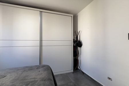 Quarto 1 de apartamento para alugar com 2 quartos, 52m² em Jardim Valeria, Guarulhos