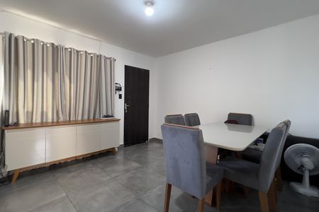 Sala 2 de apartamento para alugar com 2 quartos, 52m² em Jardim Valeria, Guarulhos
