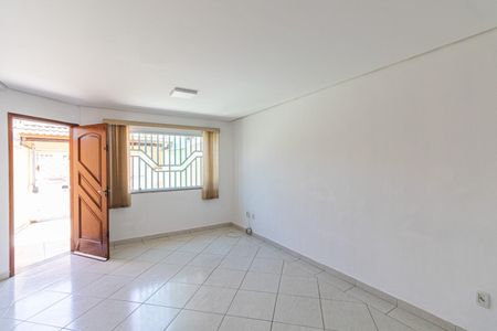 Sala de casa à venda com 3 quartos, 67m² em Vila Ré, São Paulo
