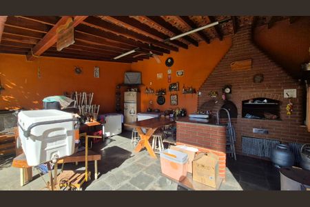 Casa à venda com 240m², 3 quartos e 2 vagasArea externa