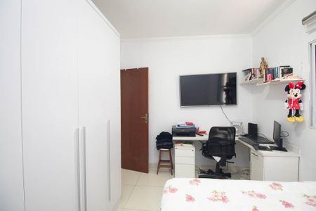 Quarto 2 de casa para alugar com 2 quartos, 100m² em Vila Constança, São Paulo