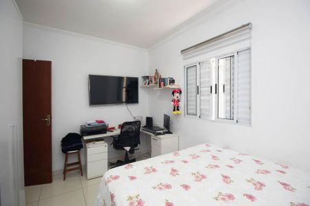 Quarto 2 de casa para alugar com 2 quartos, 100m² em Vila Constança, São Paulo