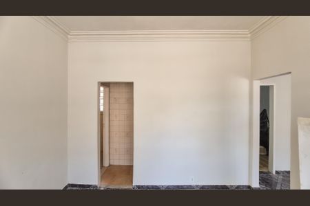 Sala de apartamento para alugar com 2 quartos, 60m² em Brás de Pina, Rio de Janeiro