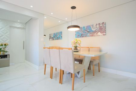 Apartamento à venda com 80m², 2 quartos e 1 vagaSala