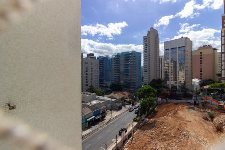 Apartamento à venda com 75m², 2 quartos e 1 vaga Apartamento à venda com 75m², 2 quartos e 1 vagaVista