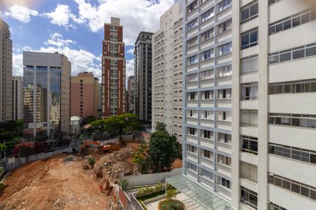 Apartamento à venda com 75m², 2 quartos e 1 vaga Apartamento à venda com 75m², 2 quartos e 1 vagaVista