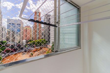 Apartamento à venda com 75m², 2 quartos e 1 vaga Apartamento à venda com 75m², 2 quartos e 1 vagaÁrea de Serviço