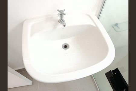 Apartamento à venda com 41m², 1 quarto e sem vaga Apartamento à venda com 41m², 1 quarto e sem vagaBanheiro