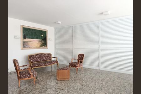 Apartamento à venda com 41m², 1 quarto e sem vaga Apartamento à venda com 41m², 1 quarto e sem vagaHall de entrada