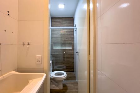 Banheiro de apartamento para alugar com 1 quarto, 25m² em Ipiranga, São Paulo