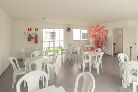Apartamento para alugar com 45m², 2 quartos e 1 vagaÁrea comum - Salão de festas