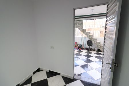 Quarto de casa para alugar com 1 quarto, 120m² em Bandeiras, Osasco