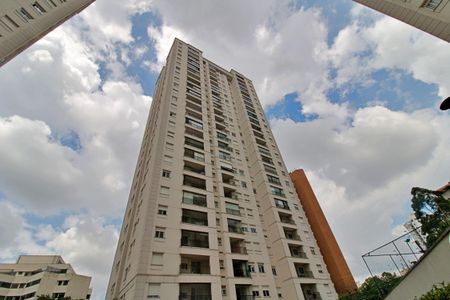 Apartamento à venda com 70m², 2 quartos e 1 vaga Apartamento à venda com 70m², 2 quartos e 1 vagaFachada