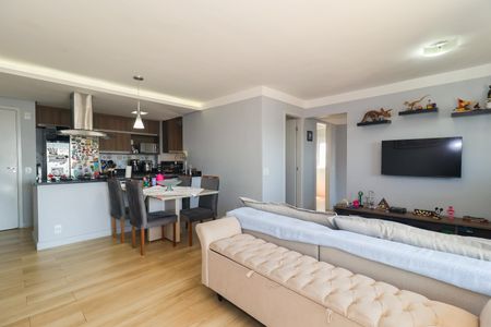 Apartamento à venda com 70m², 2 quartos e 1 vaga Apartamento à venda com 70m², 2 quartos e 1 vagaSala
