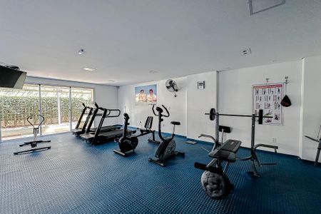 Apartamento à venda com 150m², 3 quartos e 3 vagas Apartamento à venda com 150m², 3 quartos e 3 vagasÁrea comum - Academia
