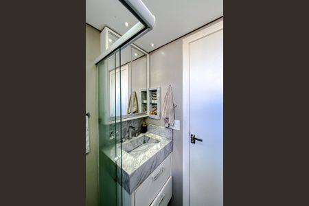 Apartamento à venda com 150m², 3 quartos e 3 vagas Apartamento à venda com 150m², 3 quartos e 3 vagasBanheiro da Suíte 2