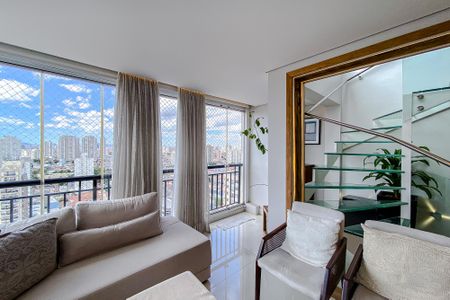 Apartamento à venda com 150m², 3 quartos e 3 vagas Apartamento à venda com 150m², 3 quartos e 3 vagasVaranda