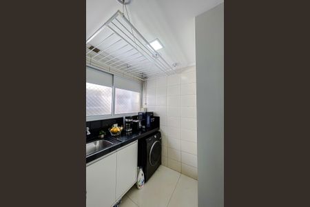 Apartamento à venda com 150m², 3 quartos e 3 vagas Apartamento à venda com 150m², 3 quartos e 3 vagasÁrea de Serviço