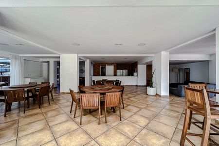 Apartamento à venda com 150m², 3 quartos e 3 vagas Apartamento à venda com 150m², 3 quartos e 3 vagasÁrea comum