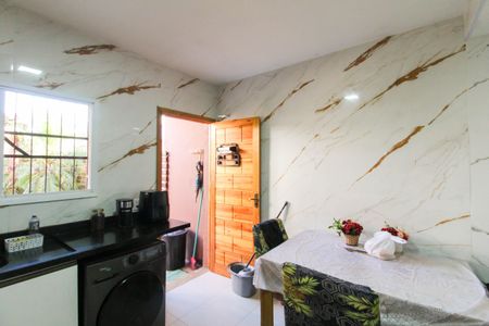 Casa à venda com 85m², 2 quartos e 1 vaga