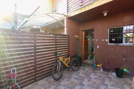 Casa à venda com 85m², 2 quartos e 1 vaga