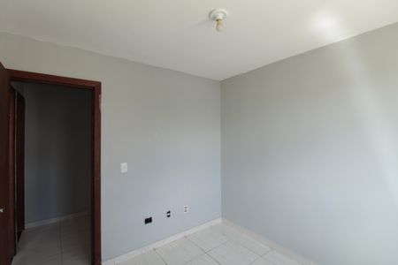Quarto 1 de casa para alugar com 2 quartos, 72m² em Nacional, Contagem
