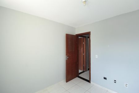Quarto 1 de casa para alugar com 2 quartos, 72m² em Nacional, Contagem