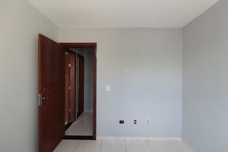 Quarto 1 de casa para alugar com 2 quartos, 72m² em Nacional, Contagem