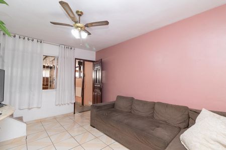 Sala de casa à venda com 3 quartos, 115m² em Engenheiro Goulart, São Paulo