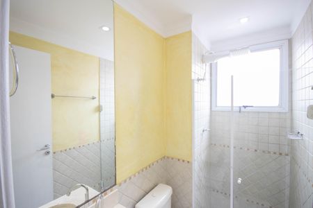 Banheiro de apartamento para alugar com 2 quartos, 60m² em Vila Maria, São Paulo