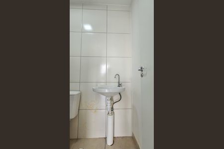 Apartamento para alugar com 38m², 2 quartos e sem vaga Apartamento para alugar com 38m², 2 quartos e sem vagaBanheiro