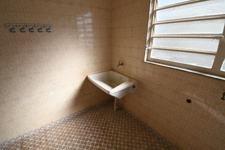 Casa à venda com 329m², 3 quartos e 6 vagasÁrea de Serviço