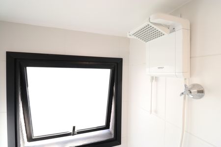 Apartamento para alugar com 27m², 1 quarto e sem vagaDetalhe do banheiro