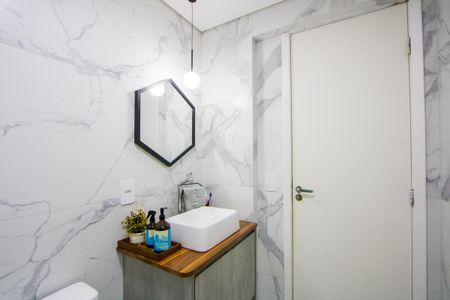 Apartamento à venda com 47m², 2 quartos e 1 vaga Apartamento à venda com 47m², 2 quartos e 1 vagaBanheiro