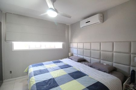 Casa de condomínio à venda com 260m², 4 quartos e 2 vagasSuíte 3