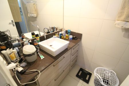 Casa de condomínio à venda com 260m², 4 quartos e 2 vagasBanheiro da suíte 3