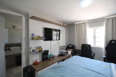 Casa de condomínio à venda com 260m², 4 quartos e 2 vagasSuíte 4