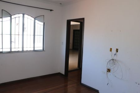 Sala de TV de casa para alugar com 2 quartos, 90m² em Parque Residencial Guadalajara, Nova Iguaçu