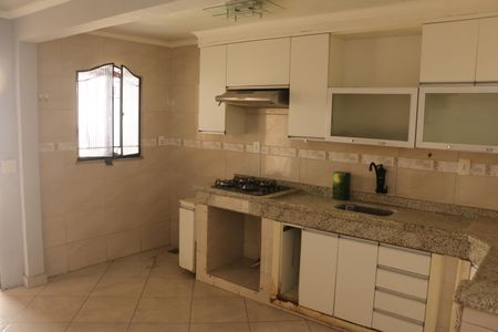 Cozinha de casa para alugar com 2 quartos, 90m² em Parque Residencial Guadalajara, Nova Iguaçu