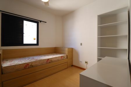 Apartamento à venda com 100m², 3 quartos e 2 vagasQuarto 2