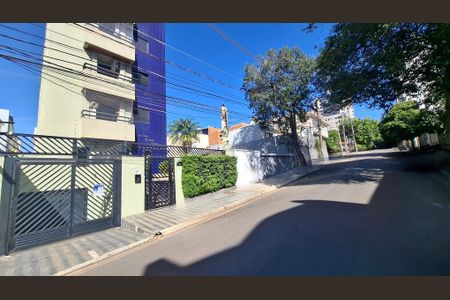 Apartamento à venda com 100m², 3 quartos e 2 vagas Apartamento à venda com 100m², 3 quartos e 2 vagasFachada
